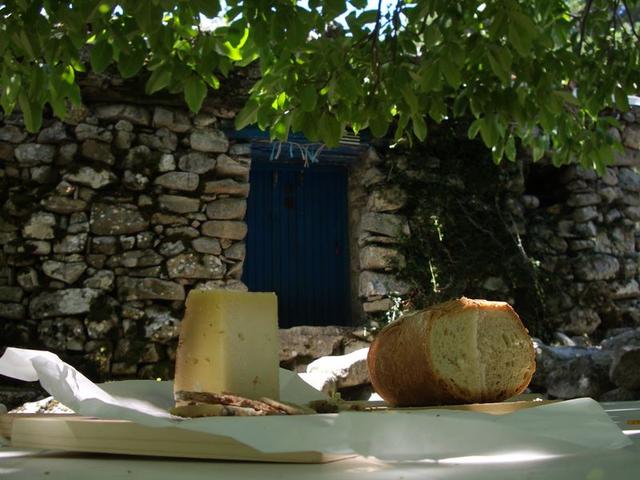 Brotzeit bei der Bergerie la Tolla