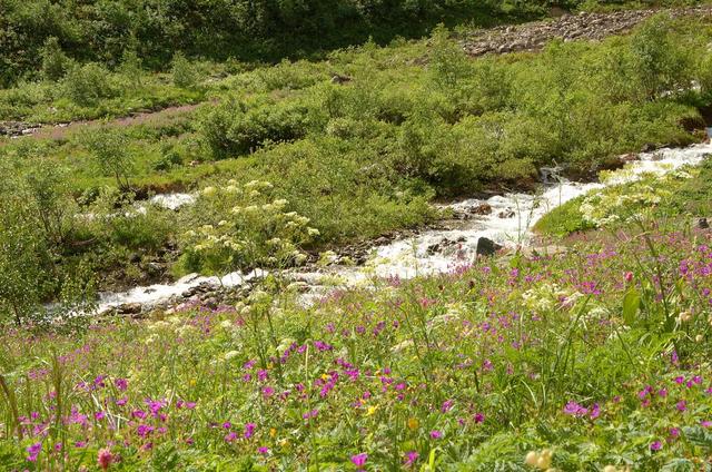 Wanderung zum Kahiany